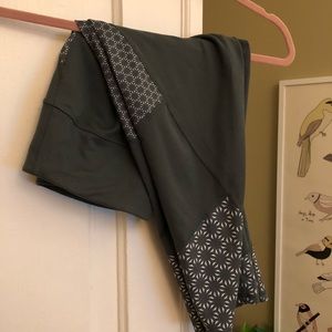 Target 3/4 Leggings/Yoga Pants